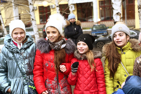 MOSCOW, DECEMBER 26, 2015: Childen participate in Christmas animated event with Father Frost and other fairy tale characters. Thay play games and get presents in Moscow, December 26, 2015 Russiaのeditorial素材