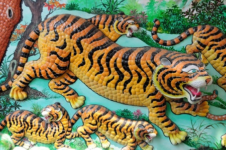 closeup of tiger on wallのeditorial素材