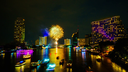 Firework on river, Bangkok Thailandの写真素材