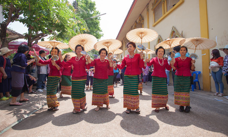 SUKHOTHAI - APRIL 7 : Songkran Festival and Had Siew Elephant Ordains at Si Satchanalai from April 7 to 8, Riding on elephant and Thai Puan elephant ordination on April 7, 2014 in Sukhothai,Thailand.のeditorial素材