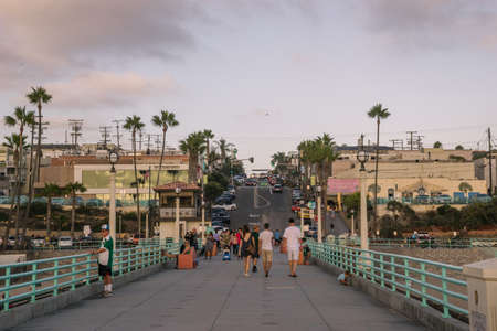 Los Angeles, USA - October 4, 2015: People on the Manhattan beach, California.のeditorial素材