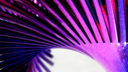 Purple spiralの写真素材