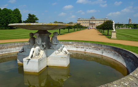 Wrest Park Silsoe Bedfordshire open to the public daily April to November lovely on a sunny Day.の写真素材