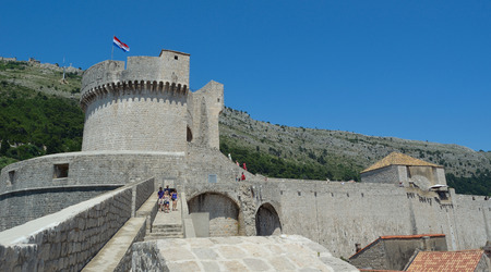 Dubrovnik City wall Minceta Fortress with Tourists.のeditorial素材