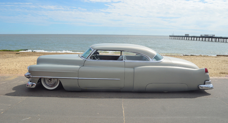 Classic Olds Pontiac Cadillac on Felixstowe seafront.のeditorial素材