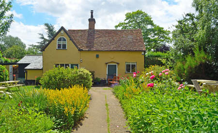 Southill tearoom and gardens in the Bedfordshire countryside.のeditorial素材