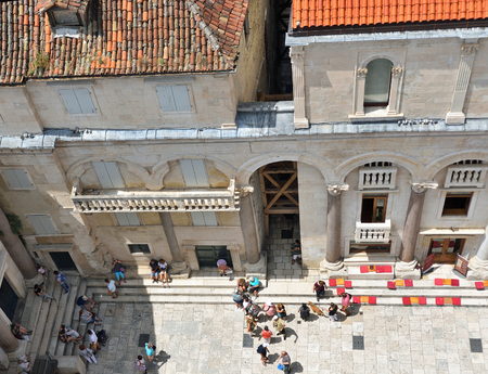SPLIT, CROATIA - JUNE 13, 2018: Looking down on the square of the Diocletian Roman Palace, Splitのeditorial素材