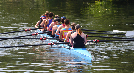 ST NEOTS, CAMBRIDGESHIRE, ENGLAND - JULY 07, 2018: Eights Rowing practise on the river Ouse.のeditorial素材