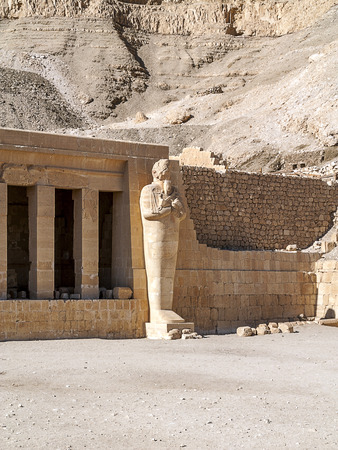 Statue of the first gallery of the temple of Hatshepsutの写真素材