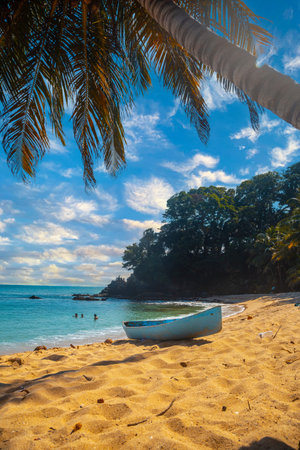 Cocalito beach in Punta de Sal and a local boat, Tela. Hondurasのeditorial素材