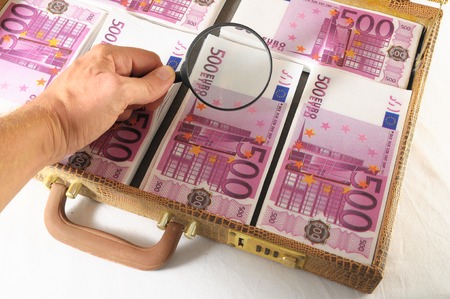 One Suitcase Full of Pink 500 Euros Banknotesの写真素材