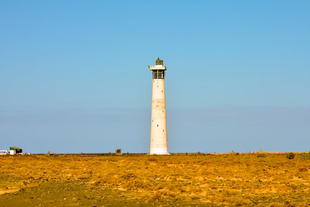 Photo Picture of an Old Lighthouse near the Seaの写真素材