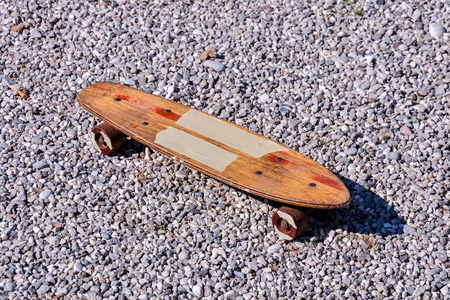 Photo picture of a Wooden 70's skate board skateboardの写真素材