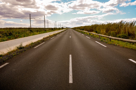 Photo Picture of a Beautiful Asphalt Lonely Road