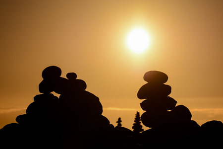 Photo Picture Stack of stones on the sea beachの写真素材