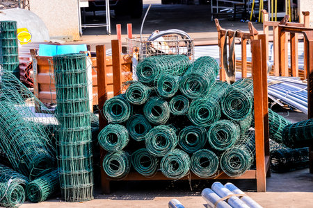 Photo Picture Heap of Scrap Metal Ready for Recyclingの写真素材