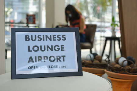 business lounge airport signage in lobbyの写真素材