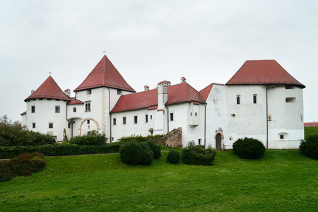 Old white castle (Stari grad) in Varazdin (Hungarian: Varasd), Croatia.のeditorial素材
