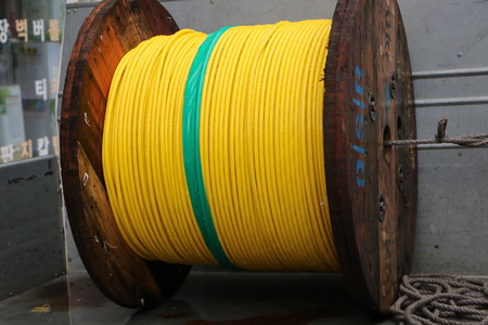 Electric cables / wire line