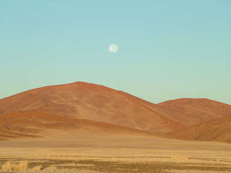 The Moon in the Desertの写真素材