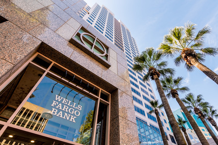 September 22, 2018 Sacramento / CA / USA - Wells Fargo Bank branch located in the Wells Fargo Center (the tallest building in the city)のeditorial素材