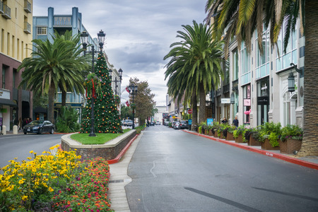 November 8, 2017 San Jose/CA/USA - Street in the shopping district Santana Row, San Francisco bay area, Californiaのeditorial素材