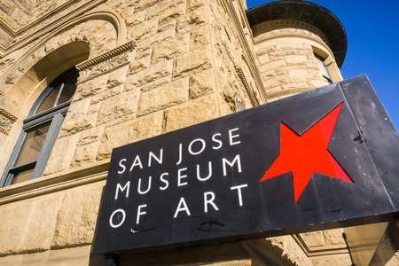 San Jose, California / USA - December 6, 2017 - San Jose Museum of Art logo in downtown San Jose, San Francisco bay, Californiaのeditorial素材