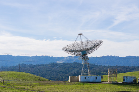 Large telecommunications antenna, Californiaの写真素材