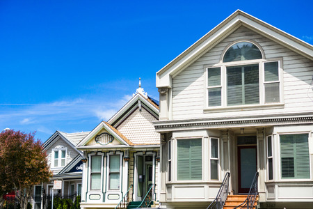 Exterior view of old wooden houses in one of the residential neighbourhoods of San Franciscoの写真素材