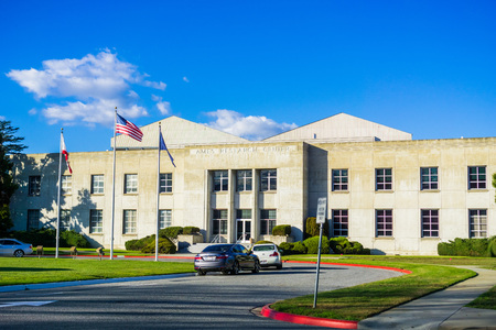 February 12, 2018 Mountain View / CA / USA - Old building at NASA Ames Research Center, south San Francisco bay areaのeditorial素材