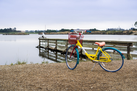 August 29, 2017 Mountain View/CA/USA - Google Bicycle left in Shoreline Park, near the bay trailのeditorial素材