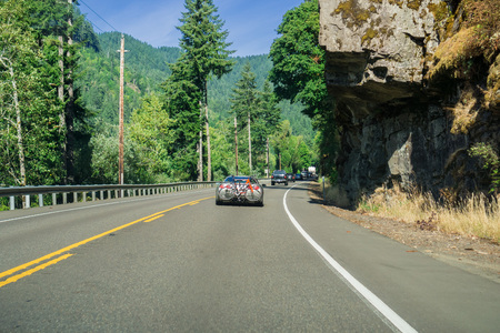 August 20, 2017 Scottsburg/OR/USA - Driving on the canyons and valley created by Umpqua Riverのeditorial素材