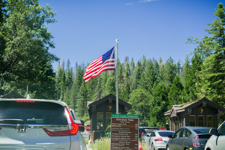 June 25, 2017 Buck Meadows/CA/USA - Busy entrance to Yosemite National Park on a sunny summer dayのeditorial素材