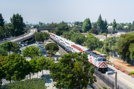 September 5, 2017 Sunnyvale/CA/USA - Aerial view of a Caltrain in south San Francisco bayのeditorial素材