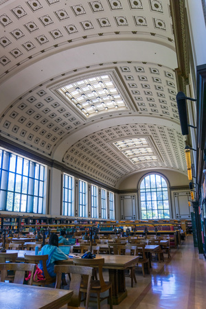 July 13, 2019 Berkeley / CA / USA - The reading room of Doe Memorial Library in the University of California, Berkeley campusのeditorial素材