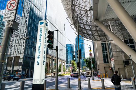 August 21, 2019 San Francisco / CA / USA - Salesforce Transit center entrance; The Salesforce Transit Center is a major new regional transit hub located in SOMA District in San Franciscoのeditorial素材