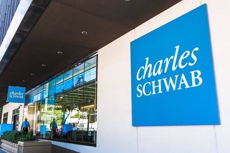 August 21, 2019 San Francisco / CA / USA - Charles Schwab office building in SOMA district; The Charles Schwab Corporation is a bank and stock brokerage firmのeditorial素材