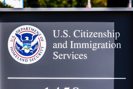 Nov 20, 2019 Santa Clara / CA / USA - U.S. Citizenship and Immigration Services (USCIS) office located in Silicon Valley; USCIS is an agency of the U.S. Department of Homeland Security (DHS)のeditorial素材