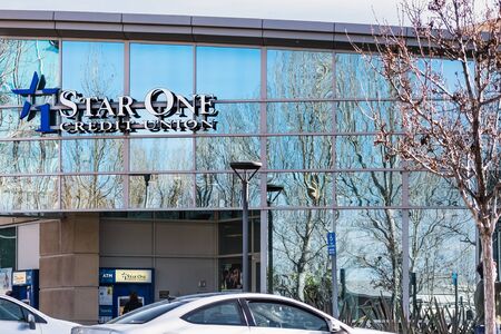 Jan 24, 2020 Sunnyvale / CA / USA - Star One Credit Union branch; Star One Credit Union provides financial services to credit union members in 5 cities in San Francisco Bay Areaのeditorial素材