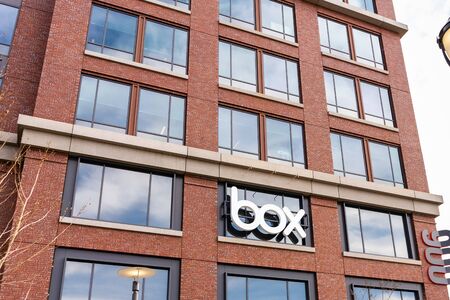 Feb 21, 2020 Redwood City / CA / USA - Box, Inc headquarters in Silicon Valley; Box, Inc. (formerly Box.net) is a cloud content management and file sharing service for businessesのeditorial素材