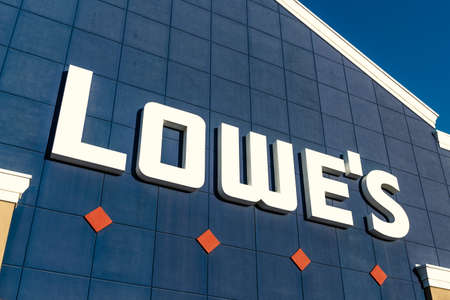 Feb 18, 2020 Sunnyvale / CA / USA - Close up of Loweâs logo displayed above one of their locations; Lowe's Companies, Inc is an American retail company specializing in home improvementのeditorial素材