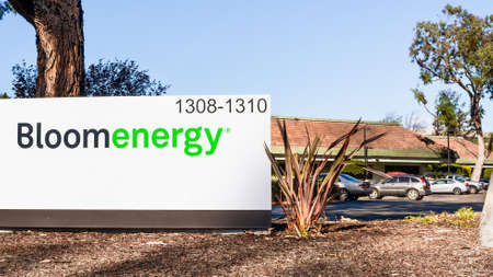 Mar 30, 2020 Sunnyvale / CA / USA - Bloom Energy headquarters in Silicon Valley; Bloom Energy Corp manufactures and markets solid oxide fuel cells that produce electricity on-siteのeditorial素材