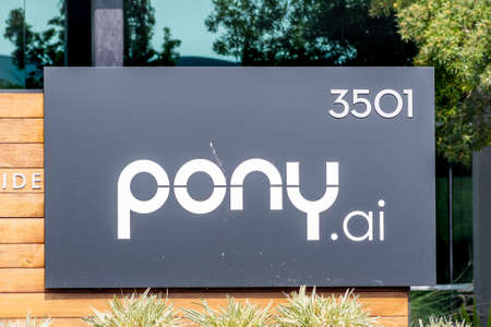 Sep 17, 2020 Fremont / CA / USA - Pony.ai sign at their headquarters in Silicon Valley; Pony.ai is an autonomous vehicle technology company co-located in Silicon Valley, Beijing and Guangzhouのeditorial素材