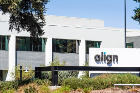 Sep 18, 2020 San Jose / CA / USA - Align headquarters in Silicon Valley; Align Technology is a manufacturer of 3D digital scanners and the Invisalign clear aligners used in orthodonticsのeditorial素材