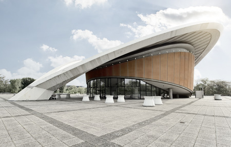 BERLIN - MAI 1, 2014: house of world cultures (Haus der Kulturen der Welt), an exhibition hall in Berlin designed by Hugh Stubbinsのeditorial素材