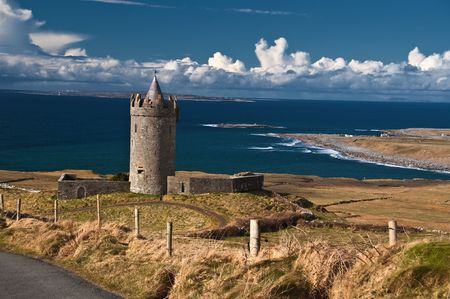 photo old ancient irish castle on the west of irelandの写真素材