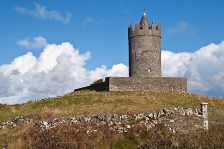 photo old ancient irish castle on the west of irelandの写真素材