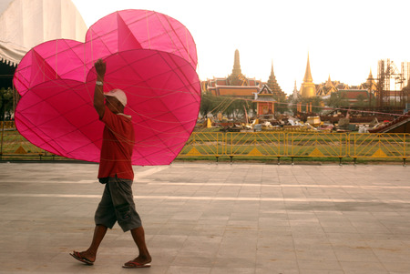 Traditional dragon game on the Luang Siam Park in the historic center of the capital Bangkok in Thailandのeditorial素材