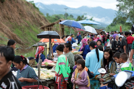 The weekly market at dof Chiang Dao north of Chiang Mai in northern Thailandのeditorial素材