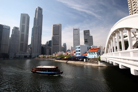 The skyline in the financial district of Singapore in the island state of Singapore in Asiaのeditorial素材